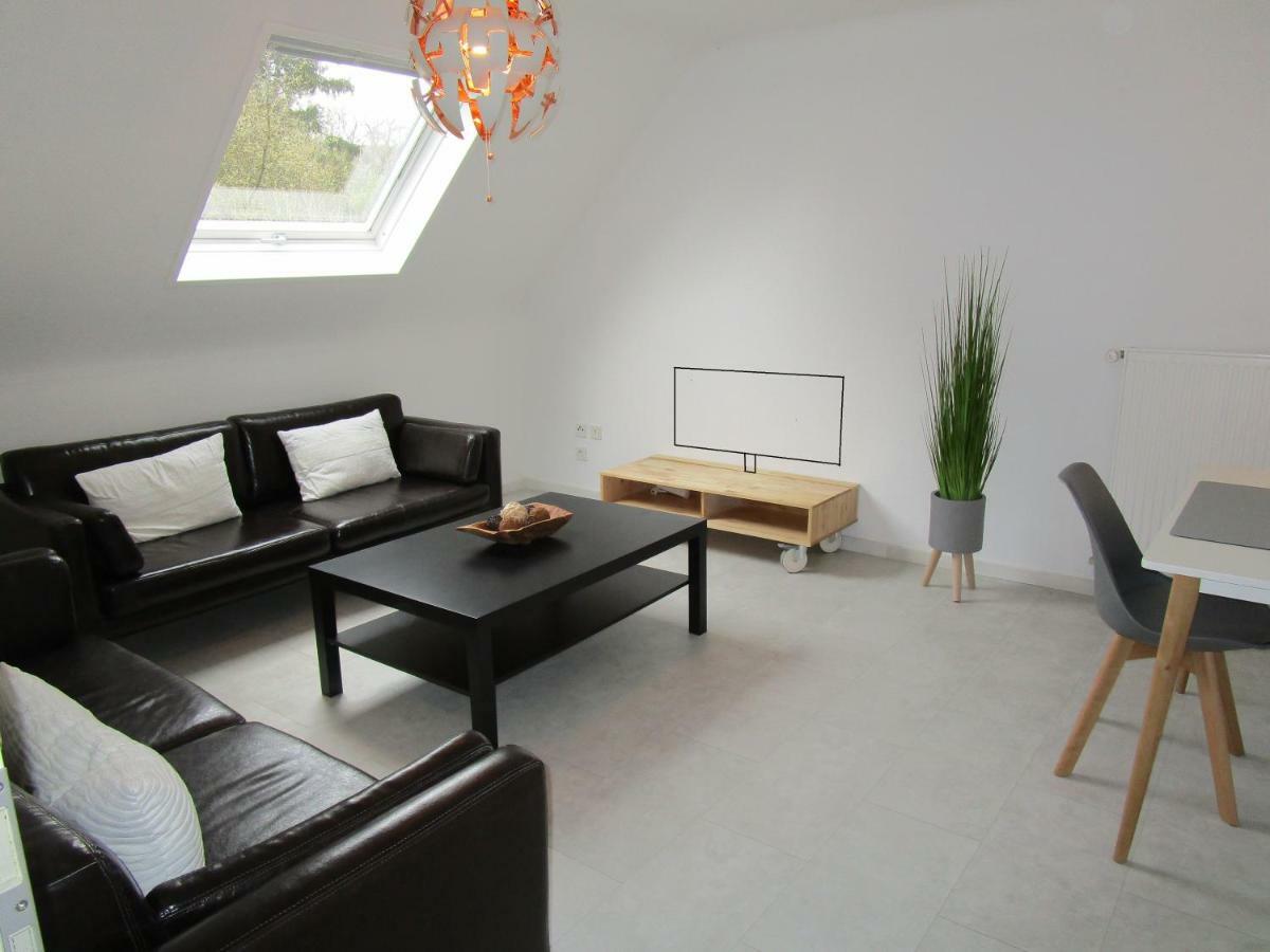 Schicke Komfortwohnung zum Wohlfühlen Merchweiler Exterior foto